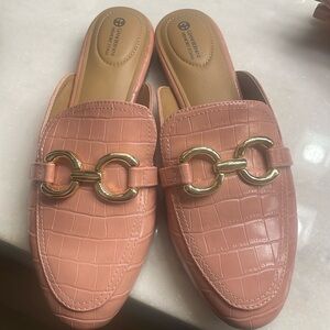 Giani Bernini memory foam sandals